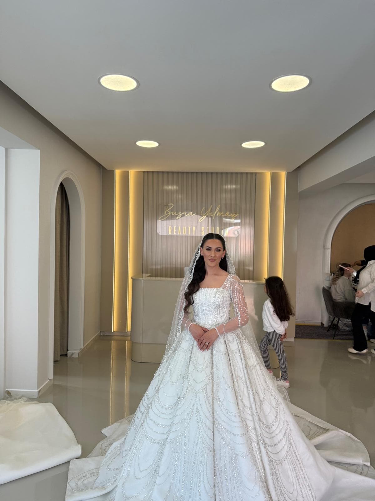 Brautkleid 13 — Kaftan Brautmode, Bornheim (Region Köln/Bonn)